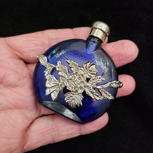BEAUTIFUL SILVESTRI COLBALT BLUE GLASS AND SILVER OVERLAY PERFUME BOTTLE
